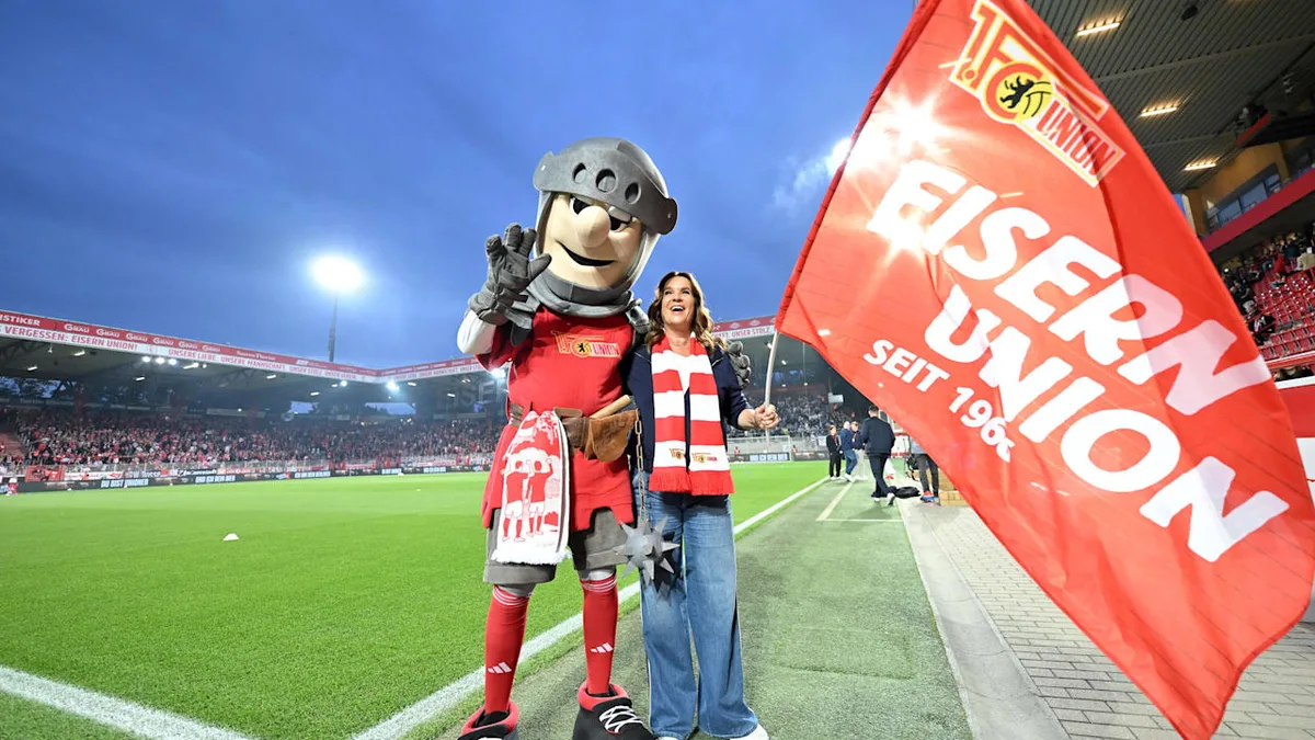 An der Alten Försterei - Nanu! Was macht Kati Witt bei Ritter Keule?