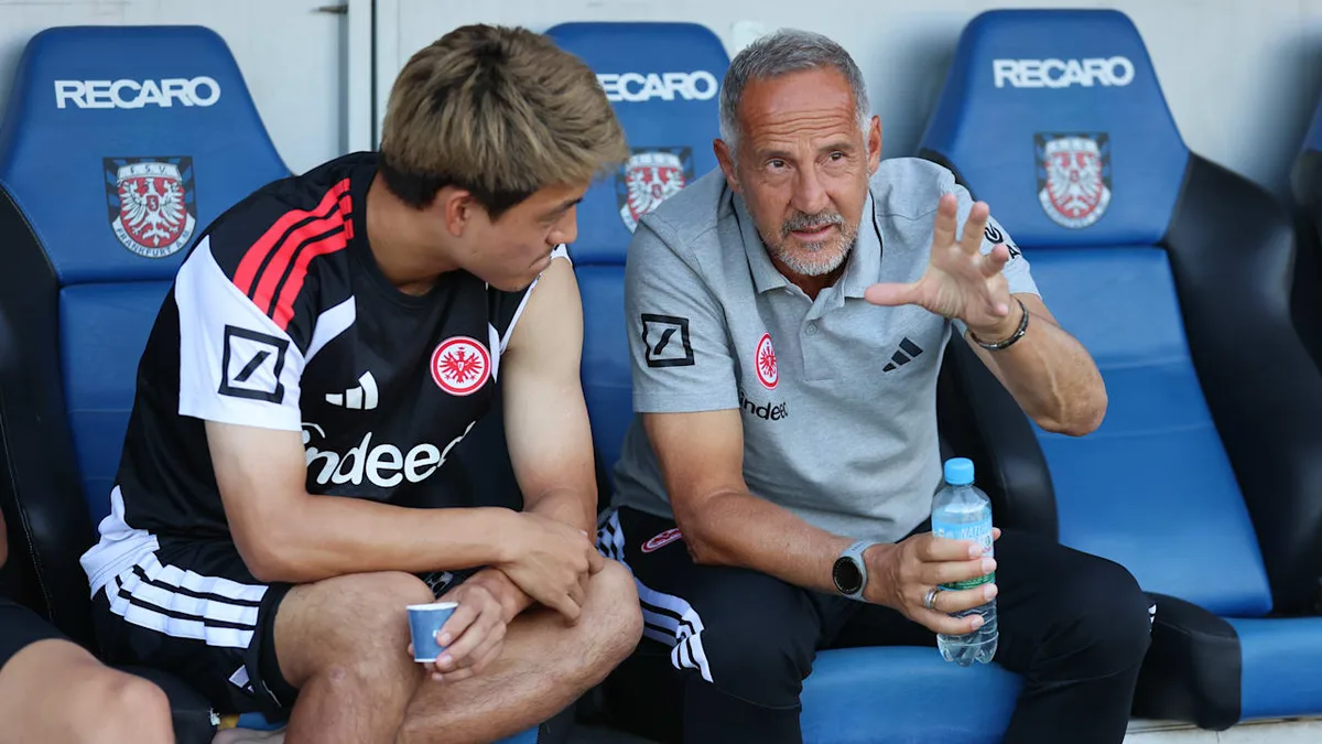 Völlig wildes Transfer-Treiben - Eintracht-Star könnte plötzlich doch noch wechseln