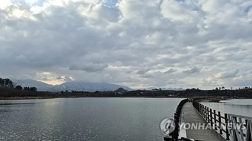 대구·경북 구름 많고 동해안에 산발적 빗방울…낮 최고 27도