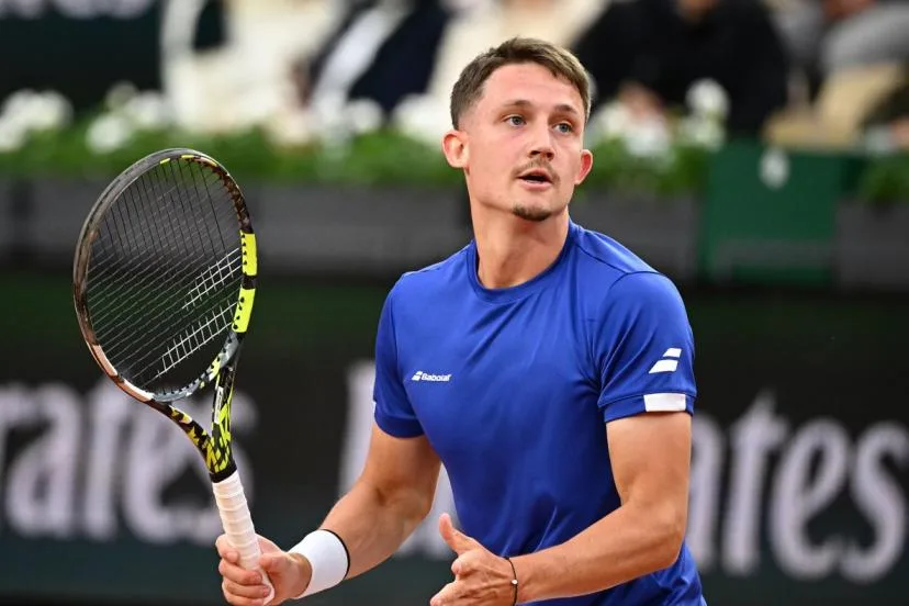 Après son superbe 3e tour l'an dernier, Ugo Blanchet, éliminé d'entrée en qualifications de l'US Open, va dégringoler au classement