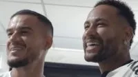 Torcedores do Vasco protestam contra Coutinho, que acertou com o Santos