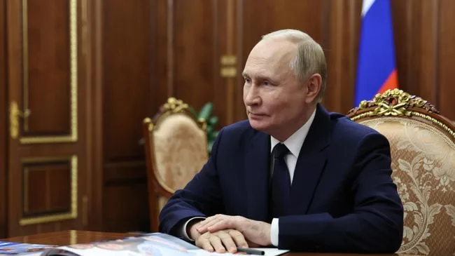 Путин присвоил 1530-му зенитному ракетному полку наименование "гвардейский"