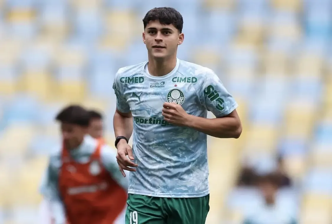 Sosa sente problema muscular e pode desfalcar Palmeiras contra o Cerro Porteño