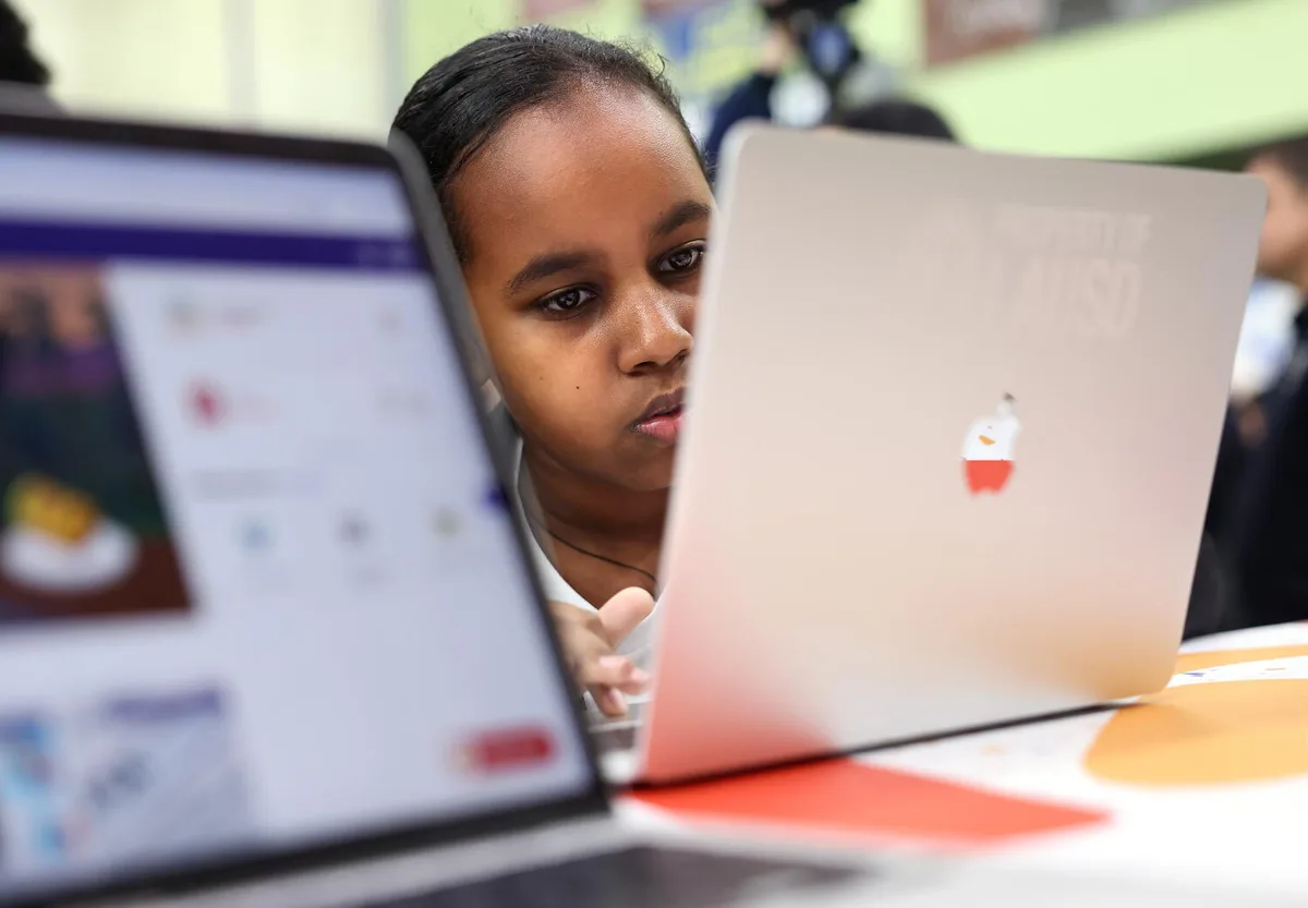 LAUSD adopts moratorium on student AI use, another big move to limit classroom computer use