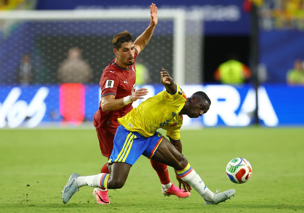 Deiver Machado, lateral de la selección Colombia, seguiría su carrera en el fútbol español