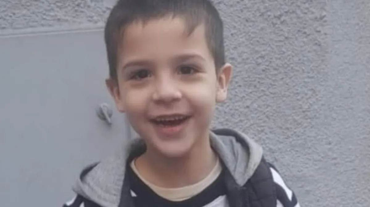 “Dejás una huella imborrable”: la dolorosa despedida al nene de 8 años que habría sido asesinado por su padre en Tucumán