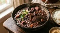 Como tirar cola de etiqueta de potes de vidro usando apenas o que você tem na cozinha
