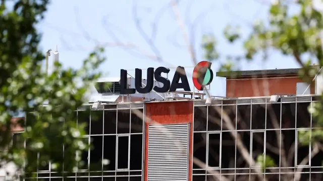 Municípios exigem independência editorial no futuro modelo da Lusa
