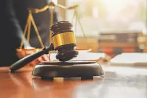 O juiz pode ignorar o processo que as partes escolheram?