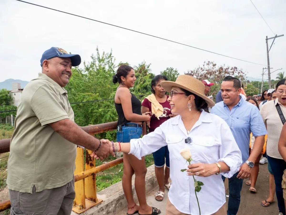Esthela Damián intensifica defensa de la soberanía nacional con visitas casa por casa en Acapulco