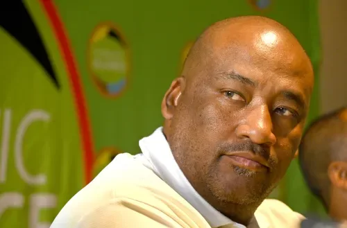 Bakkie crash post sparks bitter political feud between Gayton McKenzie and Liam Jacobs
