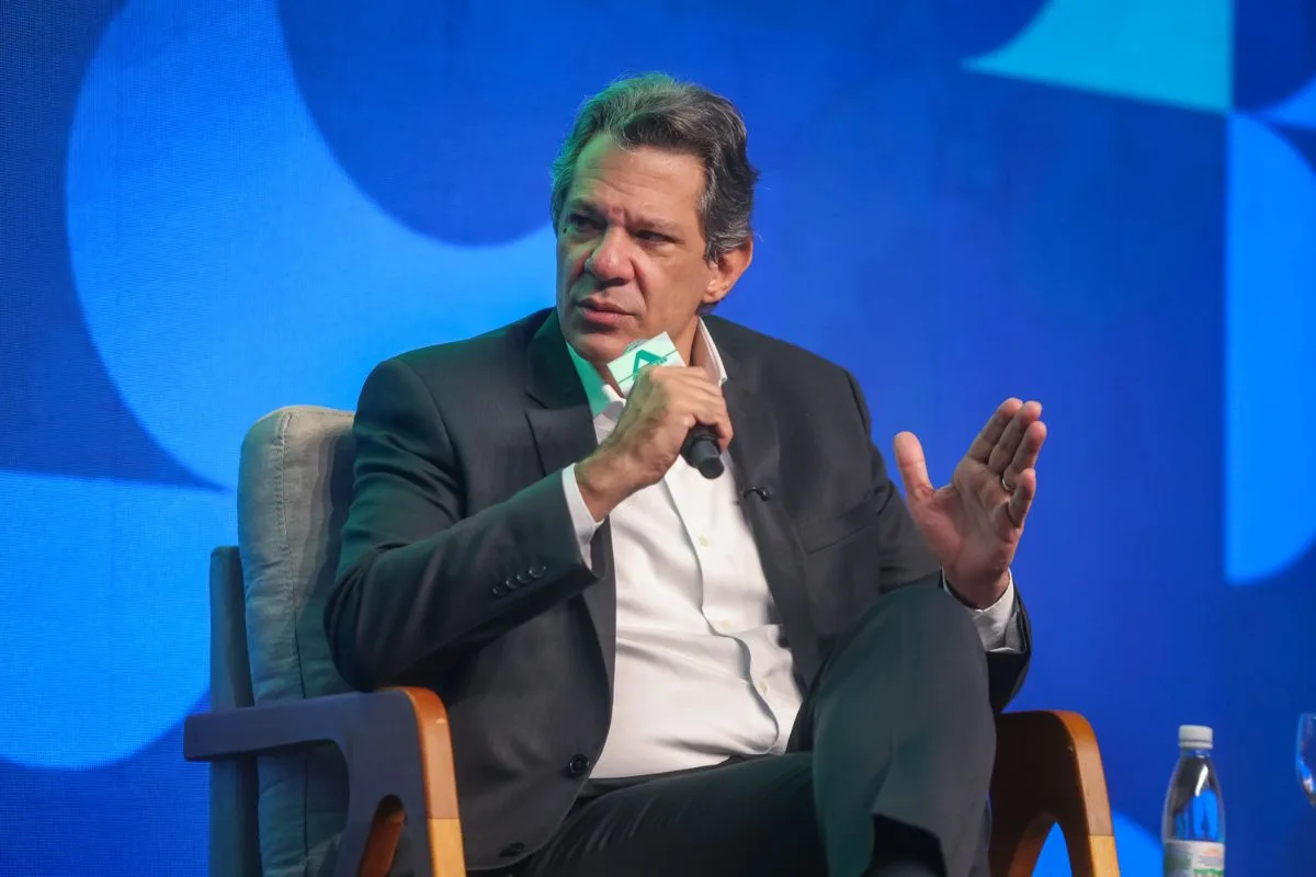 Haddad quer revisar contrato da Sabesp em até 180 dias caso seja eleito