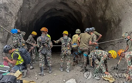 네팔·中 대홍수 사망자 1천66명…韓긴급구호대 현지 도착