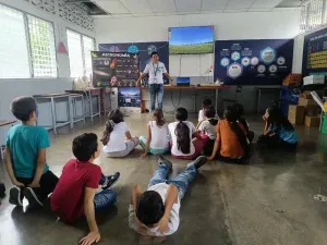 Más de 300 trujillanos exploran la ciencia y tecnología en plan vacacional