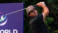 Chacarra leads as McIlroy fades before play halted