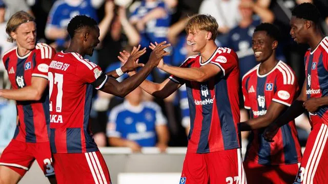 DFB-Pokal, 1. Runde: Wolfsburg setzt sich gegen Altglienicke durch, Hamburg gewinnt in Verl