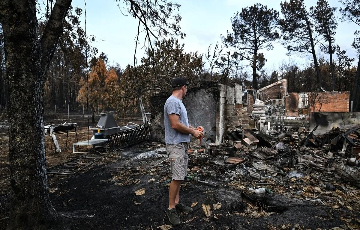 Incendie en Gironde : Sébastien Lecornu hué à son arrivée au Porge