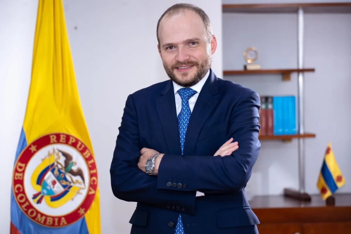 Él es Francisco José Chaux, el nuevo vicecontralor que liderará las investigaciones en contra del expresidente Gustavo Petro
