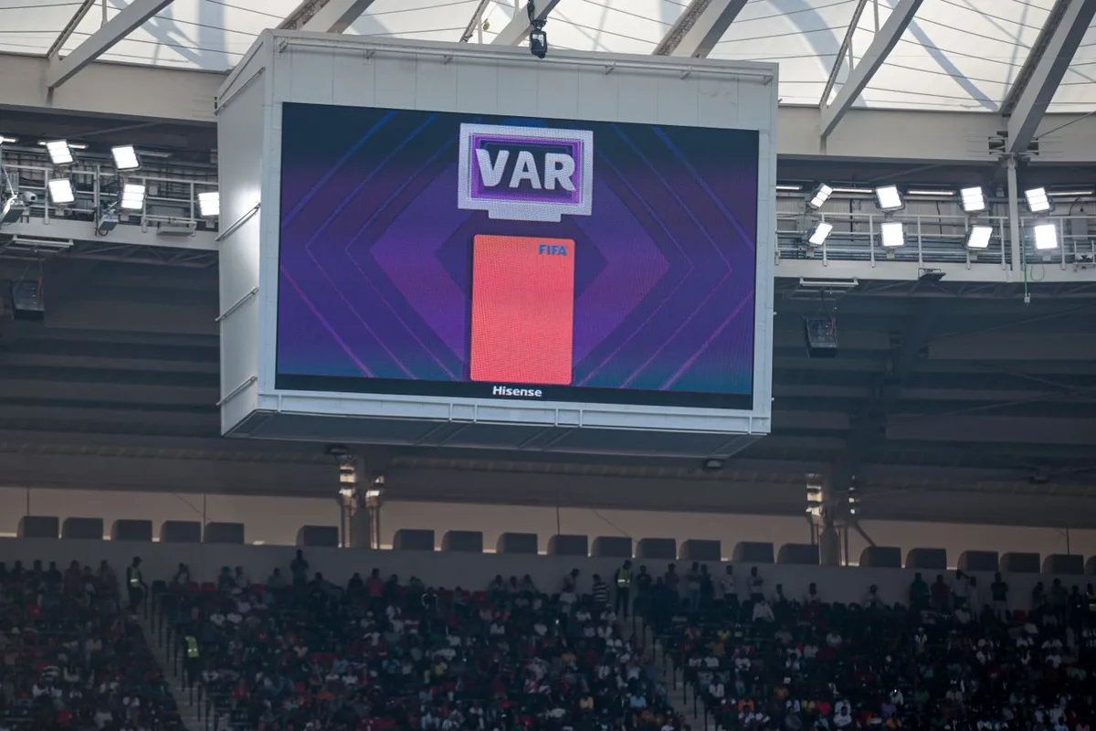 В чемпионате Беларуси дебютировал VAR. В мире система работает с 2018-го