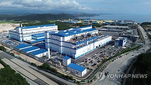 DS증권 "포스코퓨처엠, LFP 첫 공식수주…추가수주 기대 유효"