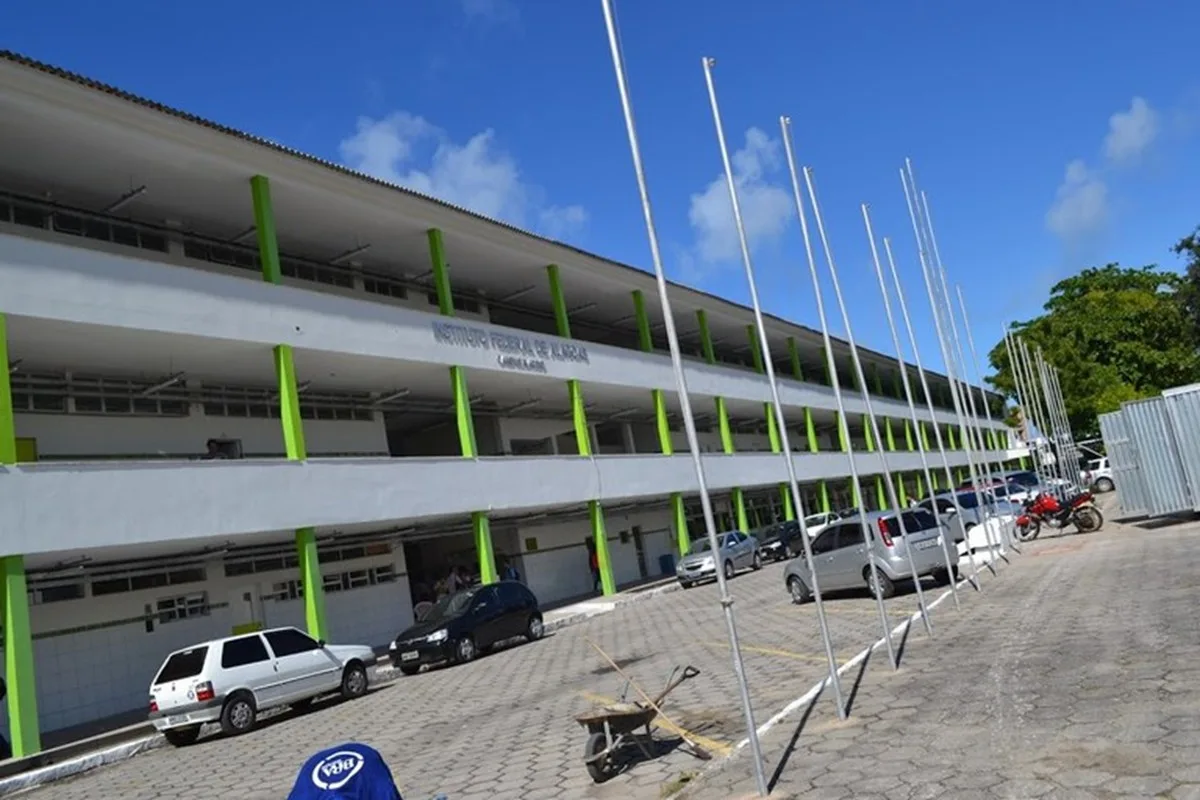 Ifal abre 2.768 vagas em cursos técnicos; veja como se inscrever