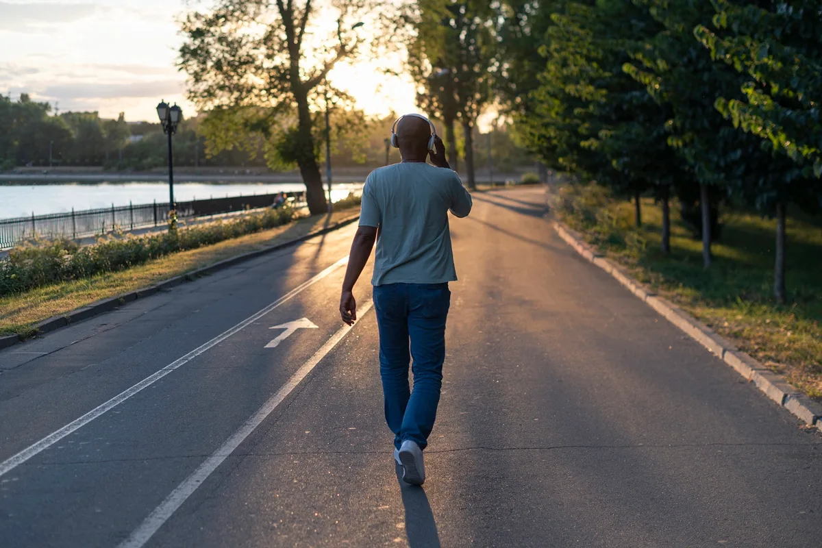 Caminhar mais por dia é tão eficiente para controlar asma quanto exercício