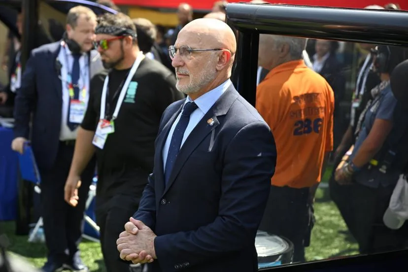 Auréolé du titre de champion du monde, le sélectionneur Luis de la Fuente prolonge officiellement avec l'Espagne jusqu'en 2032