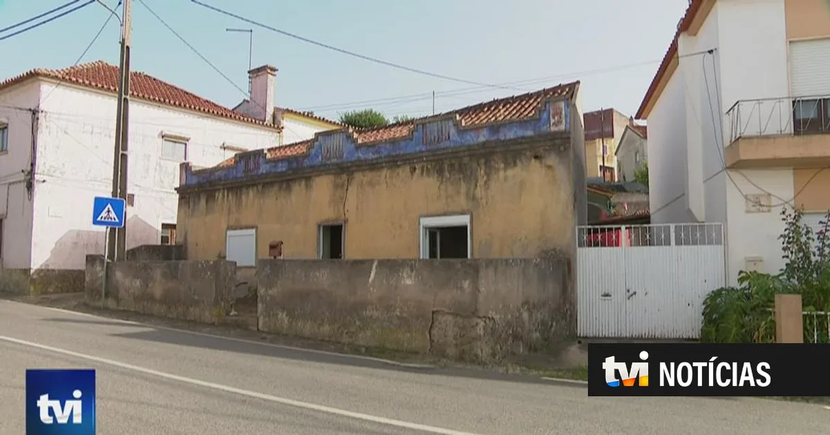 Portugal tem mais de 700 mil casas devolutas ou vazias. Este projeto ajuda a recuperar algumas