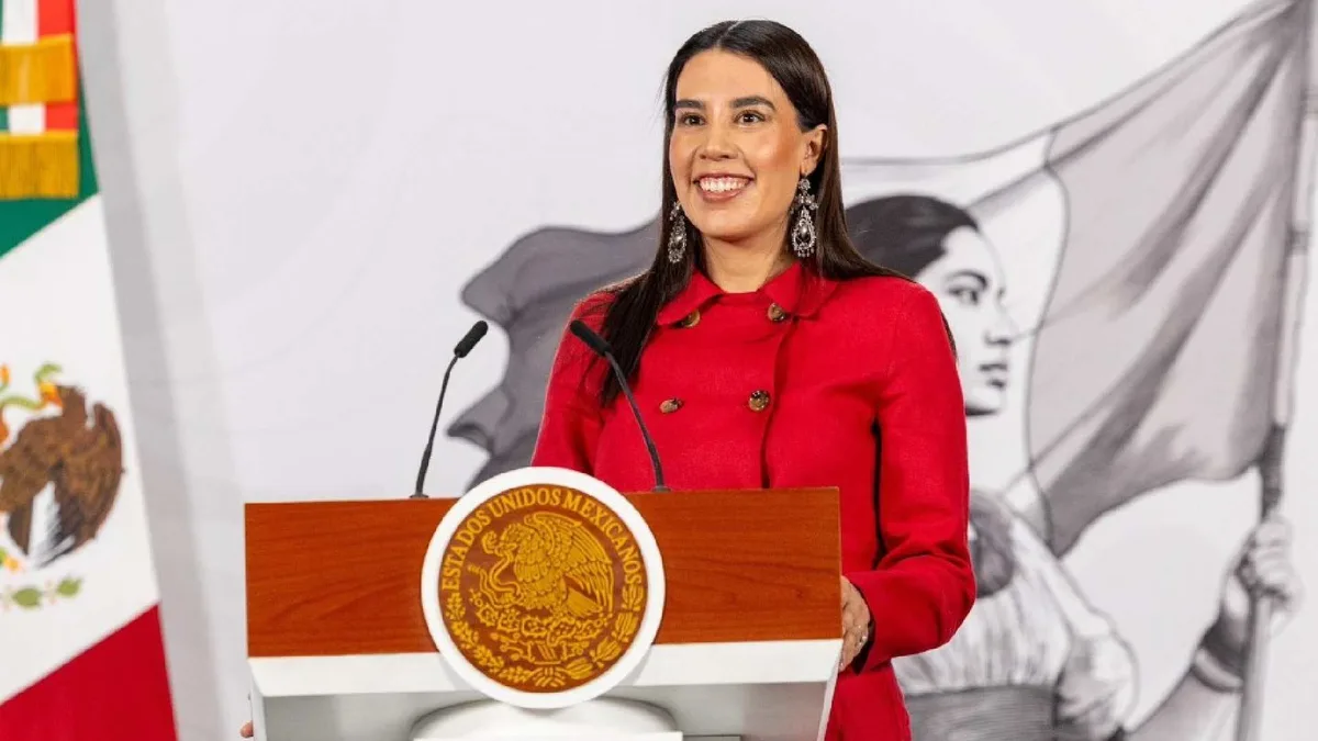 “Ningún reloj lo he comprado con recursos públicos, ni como secretaria de Turismo”, aclara Josefina Rodríguez Zamora