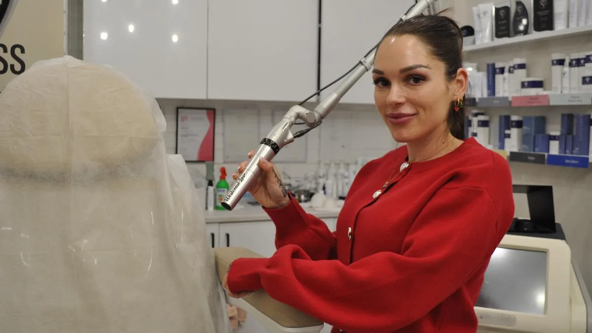Mandurah tattoo shop owner Jade Wignall wins beauty award for laser ink removal clinic she opened next door