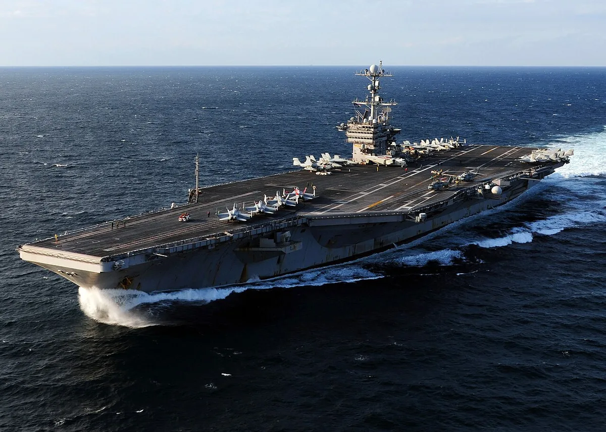 A missão de mais de 250 dias que obrigou os EUA a deslocar um gigante naval no Pacífico