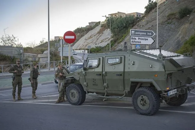 Detenidos tres marroquíes en Ceuta por un ataque con líquido corrosivo contra militares