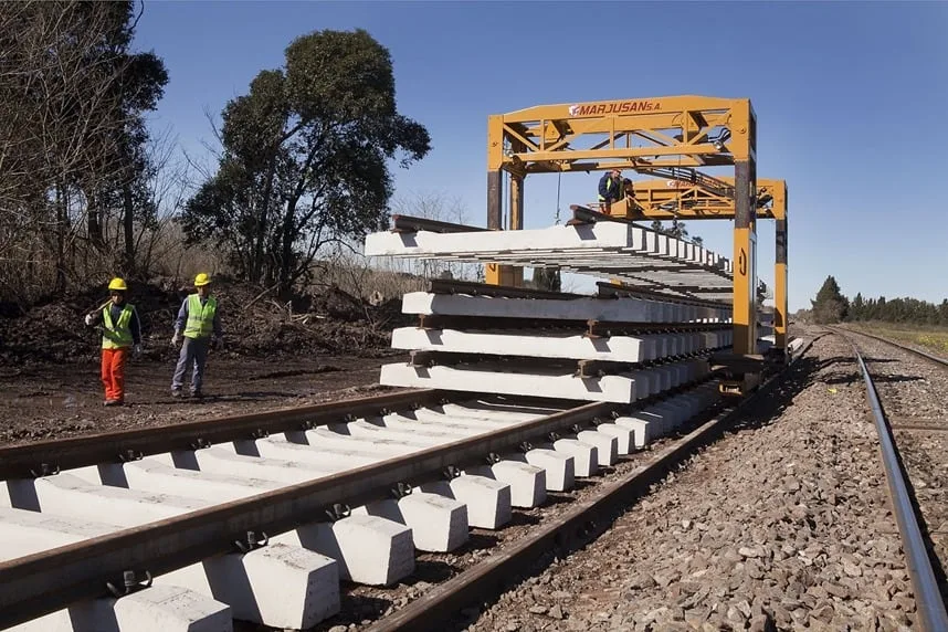 Tren a Vaca Muerta: cómo es el proyecto de 700 km para sacar millones de toneladas por el Atlántico