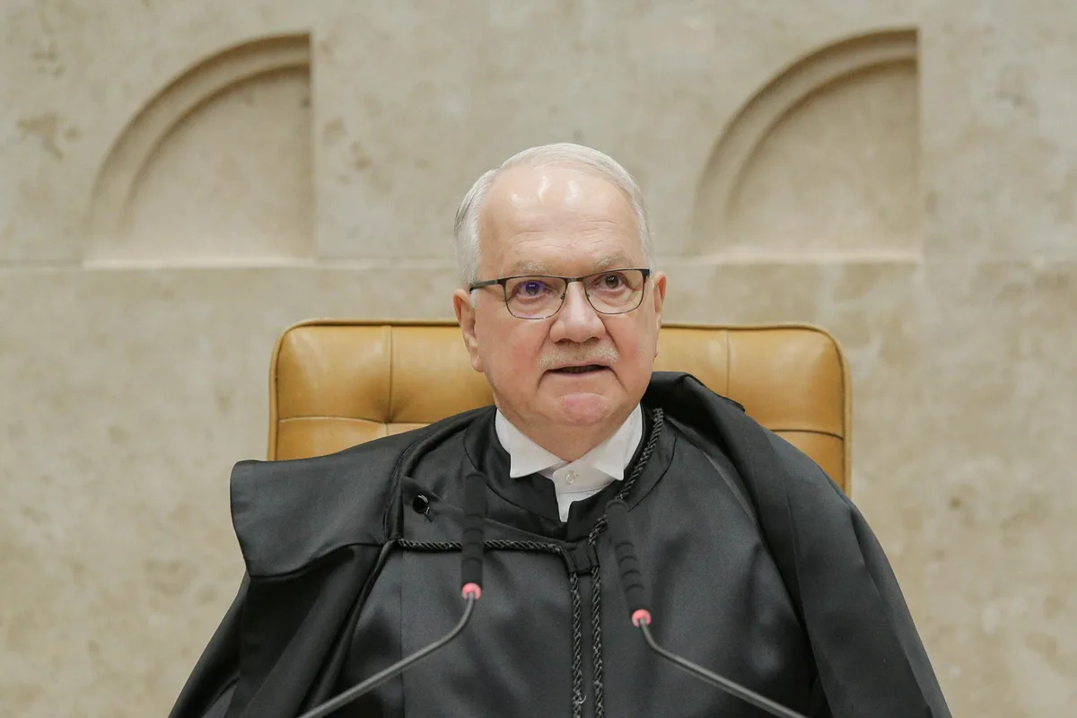 Mendonça derruba sigilo de ação sobre pagamentos de Vorcaro
