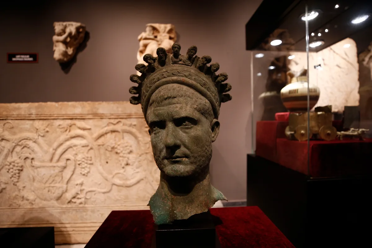 La fiebre del oro y los cazatesoros amenazan el patrimonio de Turquía: "Si todos los buscadores entregasen sus hallazgos, habría más piezas de valor que en los museos"