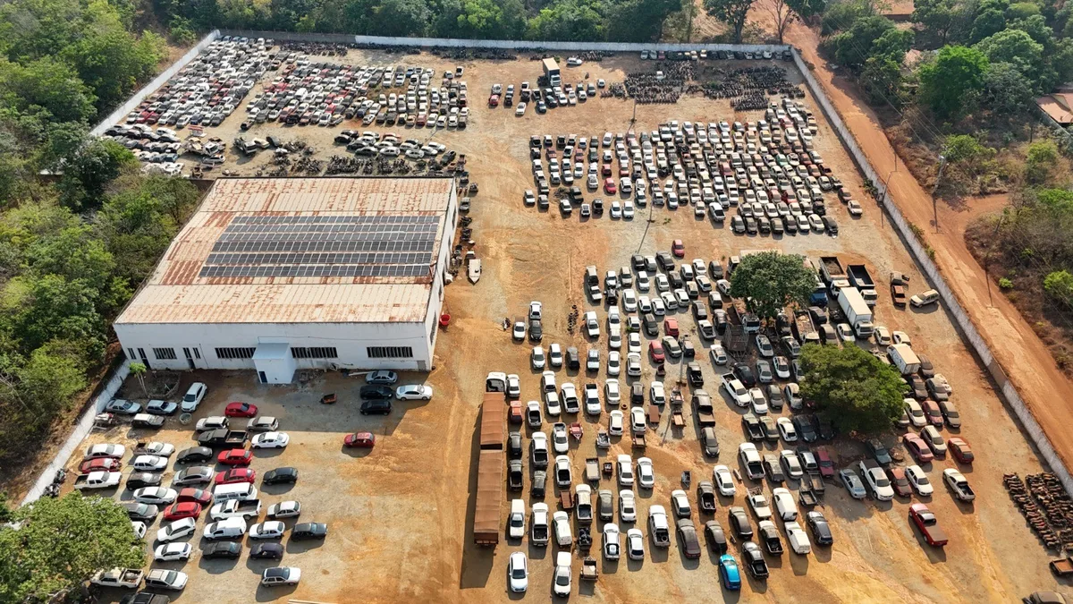 Detran realiza leilão de 378 veículos com lances a partir de R$ 50