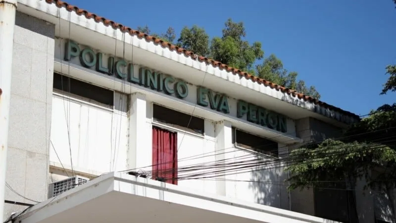 Le hicieron una cesárea de urgencia a la embarazada que sufrió quemaduras en un presunto ataque de su pareja: cómo está el bebé