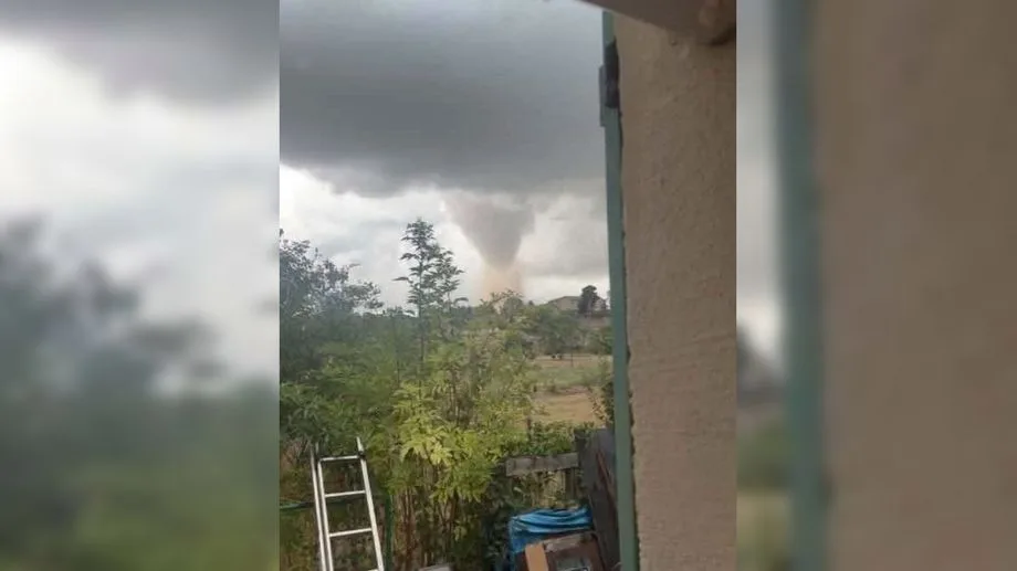 Aude : une tornade cause des dégâts considérables à Pomas, plusieurs habitations touchées