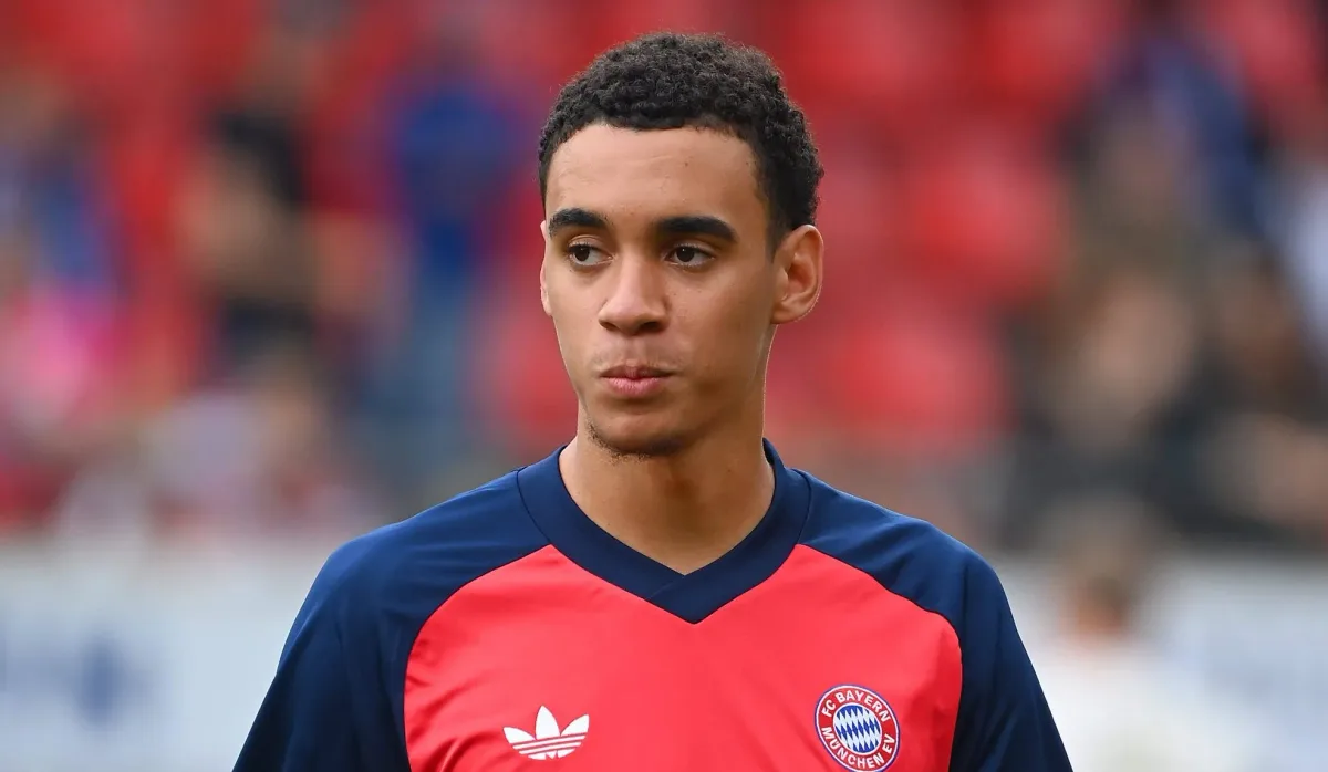 ‘Uma tragédia. Realmente me chocou’: Presidente do Bayern se manifesta após novo desmaio de Musiala