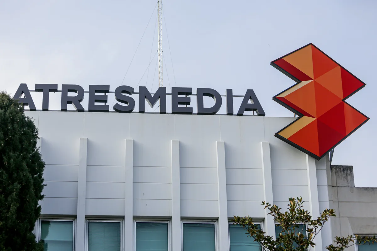 La CNMC autoriza con condiciones la compra de Clear Channel España por Atresmedia