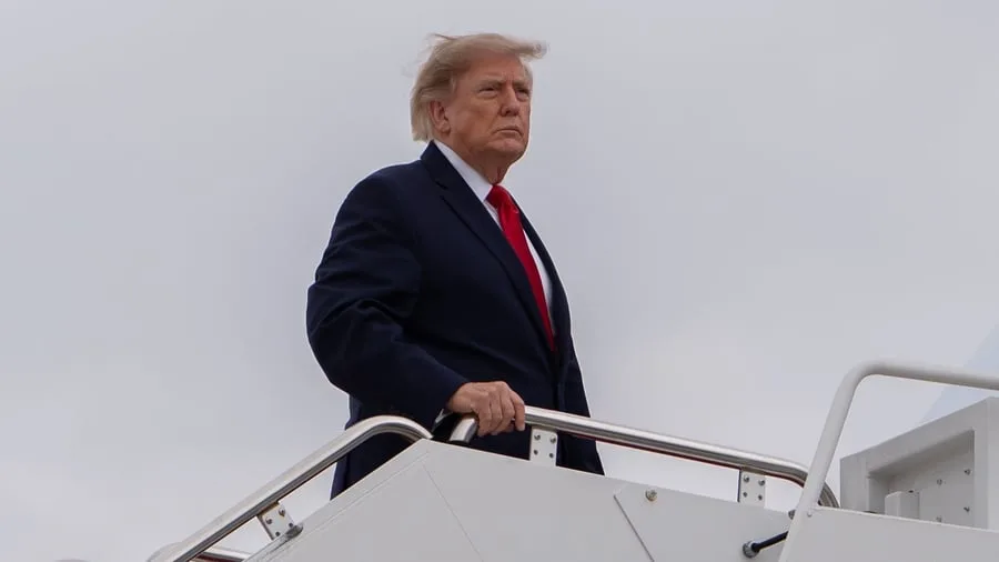 Vor den Zwischenwahlen: Trumps Zustimmungswerte fallen in Umfrage auf Rekordtief