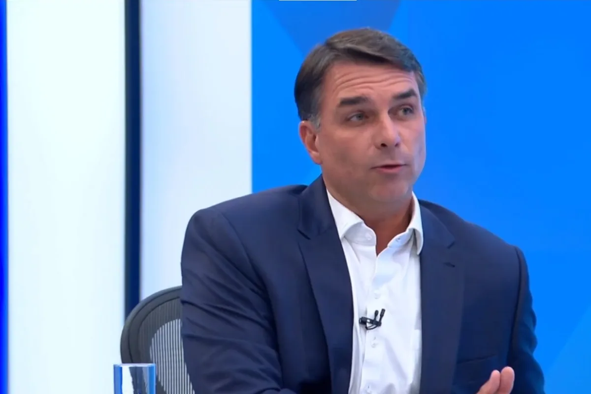 Flávio Bolsonaro e o moderado que nunca foi