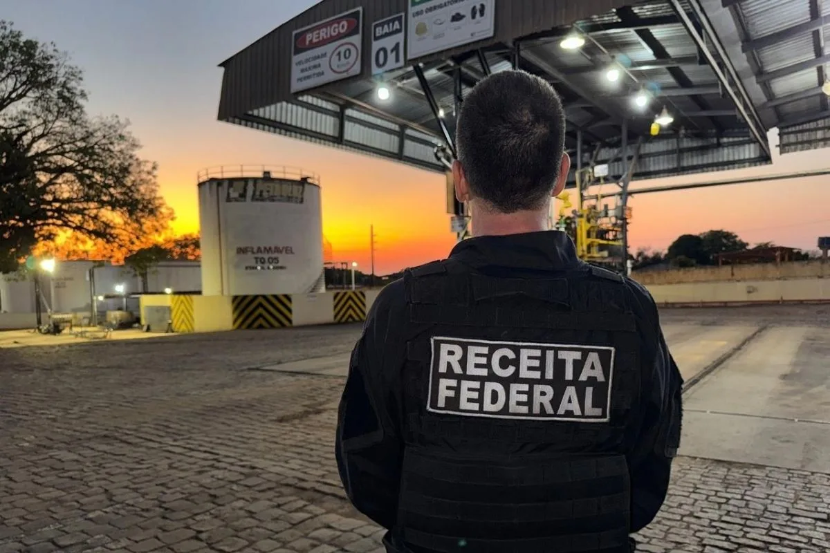 Carbono Oculto: agentes apreendem documentos em gigante dos combustíveis