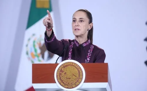 78 mil médicos buscan atender consultorios del Servicio Universal de Salud, informa Sheinbaum; solo hay lugar para 20 mil