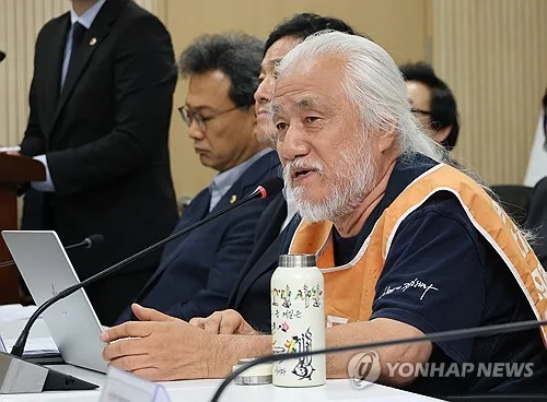 전장연 지하철시위 중단…서울시의회 민주당 "모두 저상버스로" 약속(종합)