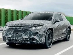 Über-SUV von Mercedes-AMG: Der AMG GT erhält Zuwachs - höherer Performance-Allrounder kommt