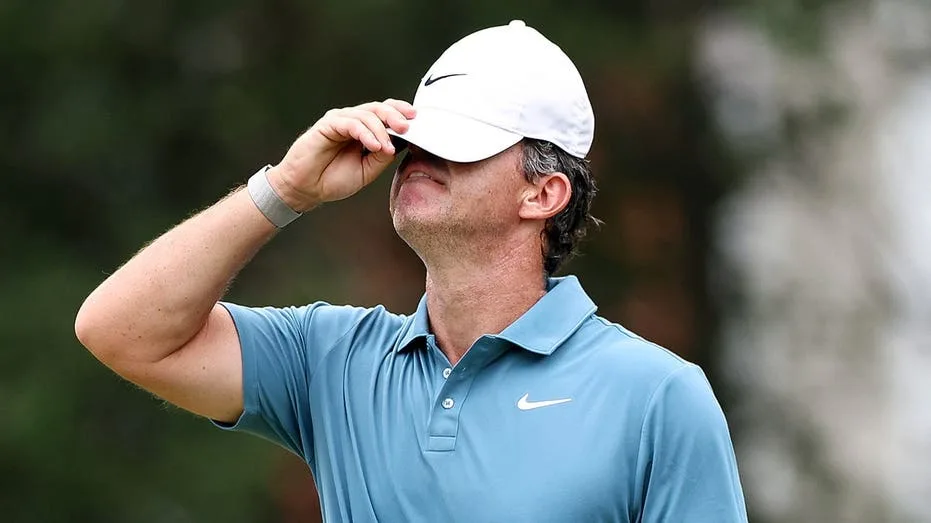 Rory McIlroy makes embarrassing mistake in $10 million tournament, announcer rips him for being too 'cute'
