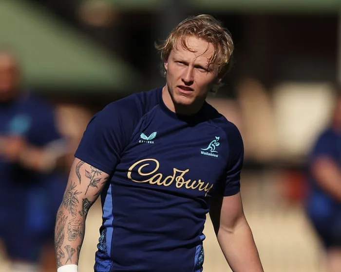Wallabies’ Carter Gordon set for stint on sidelines after breaking leg in latest injury blow