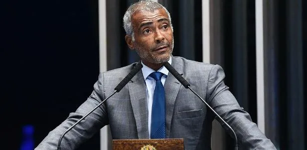 Romário deixa PL e vai apoiar Eduardo Paes na disputa pelo governo do Rio