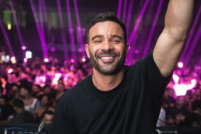 DJ embriagado é preso após atropelar e arrastar morador em situação de rua